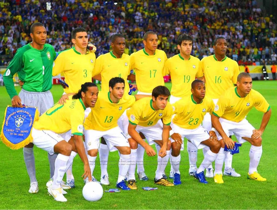 正規品2006年ブラジル代表　ユニフォーム ロナウジーニョ　Lサイズ