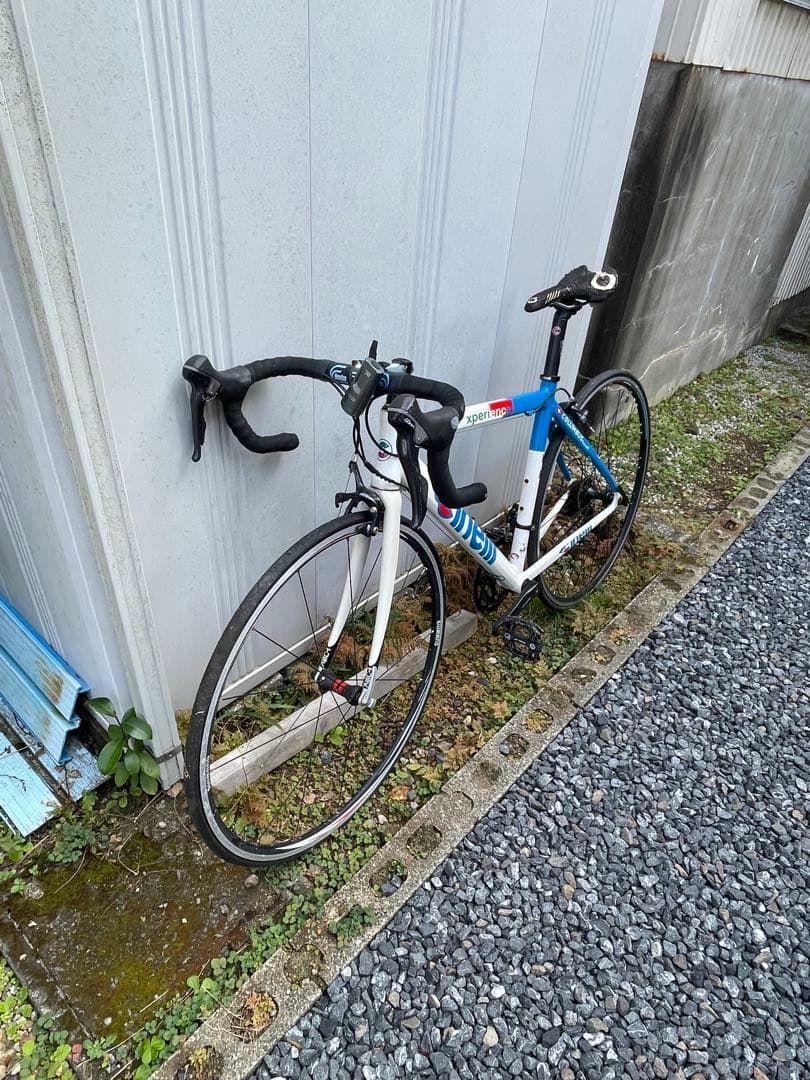 cinelli ロードバイク ホワイト/ブルーフレームのみ