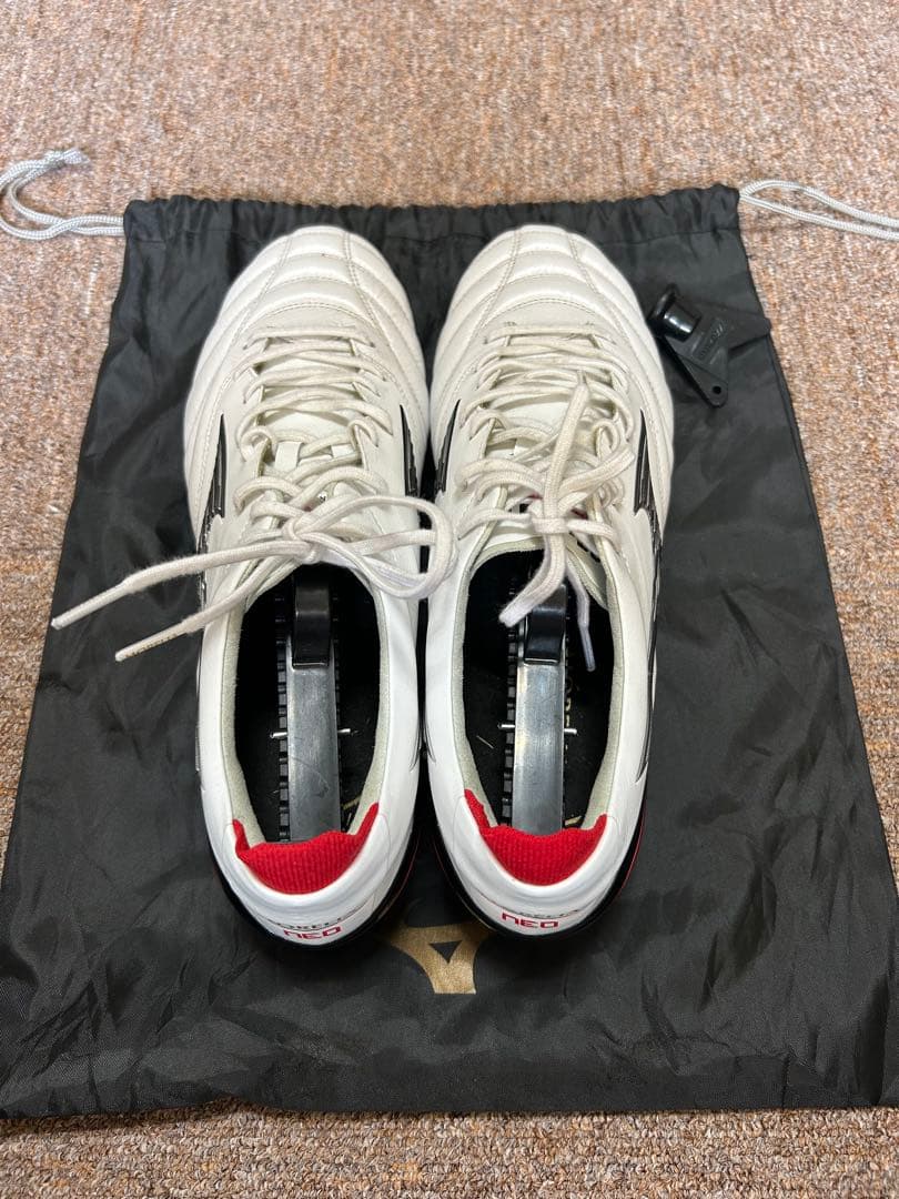 Mizuno サッカーシューズ スパイク ホワイト/レッド