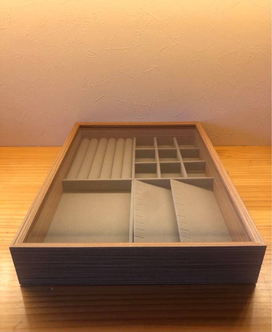 木製アクセサリーケース ガラス蓋付き　ウッドジュエリーボックス