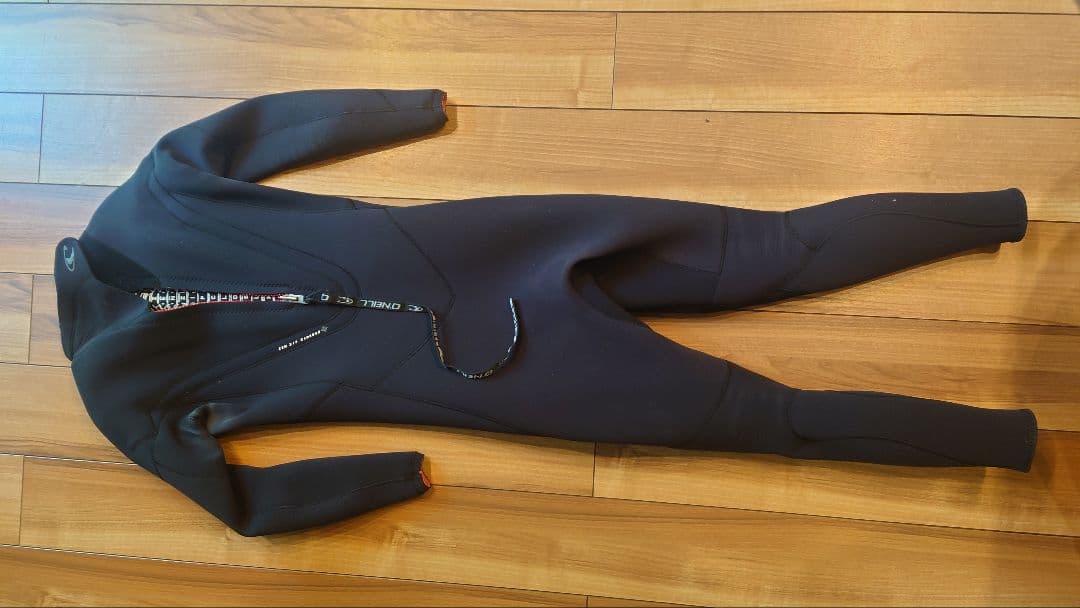 O'Neill　3mm ✕ 2mm フルスーツ ブラック 全身TB−AIR